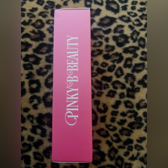 Pink Setting Spray - Picture 2 of 6